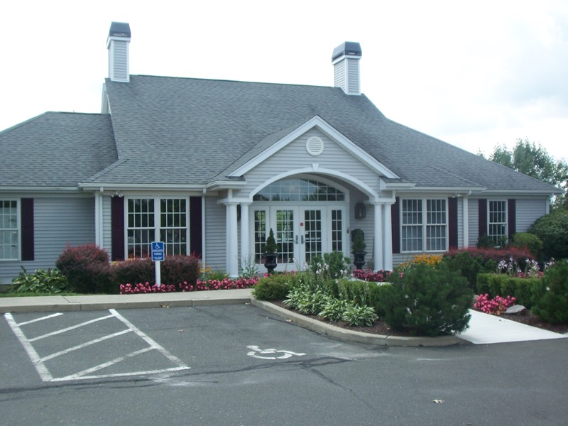 Homes In Sterling Woods Danbury,CT Luxury Townhomes Clubhouse at Sterling Woods-Lovely 2 Bedroom 2.5 Bath Unit